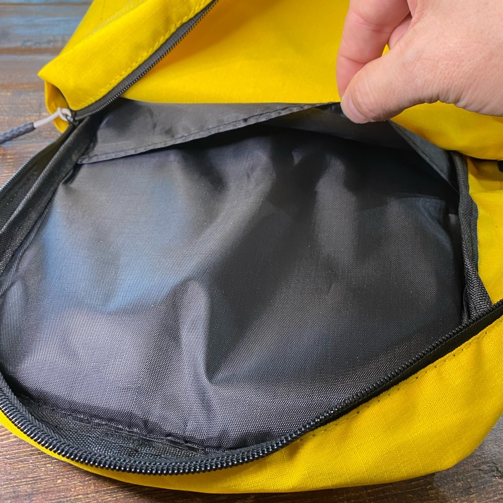 Small & Simple Very Lightweight Backpack Bag for Student & Commuter - Picture 9 of 10